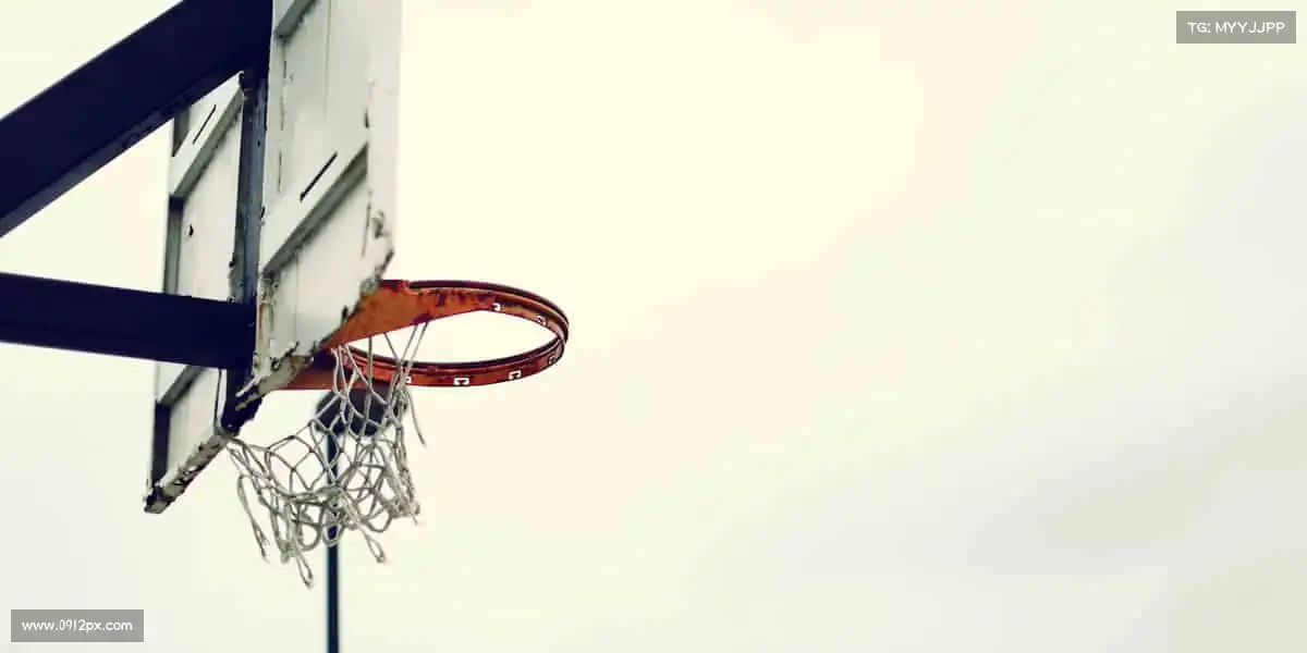 PG电子官方网站羽毛球划过的抛物线，藏着无数次练习的执着！🏸